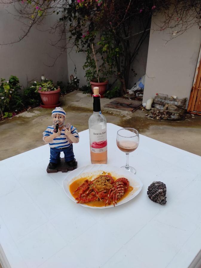 פלאיאס Hostal Las Garzas Del Pelado מראה חיצוני תמונה